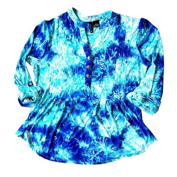 New Directions Tunic Top PM Petite Medium Blue Tie Dye Roll Tab Sleeves … - Picture 2 of 12